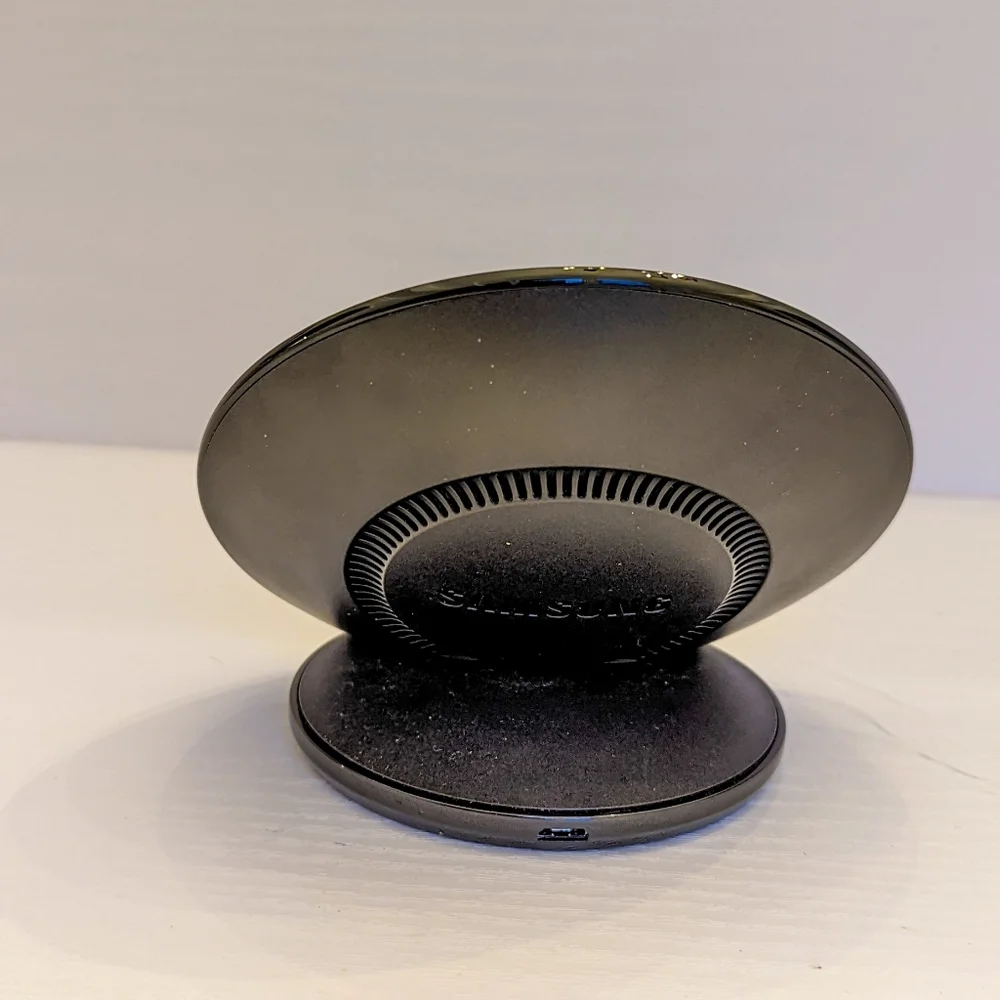 Samsung Wireless Fast Charge Charger EP-NG930